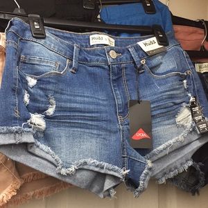 Low Rise Fray Cuff Distressed Jean shorts